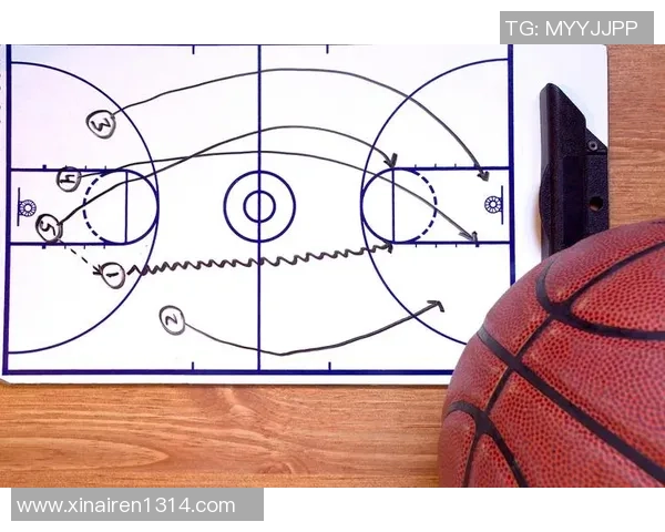 杭州篮球队区域防守策略解析与战术深度剖析